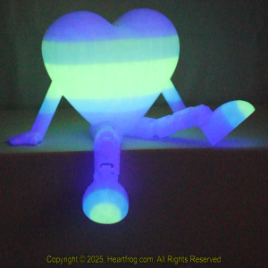Glow In The Dark Multicolor Striped, DOB: 12/23/2024 Size: 150mm
