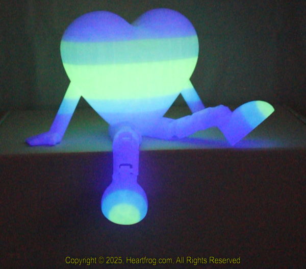 Glow In The Dark Multicolor Striped, DOB: 12/23/2024 Size: 150mm
