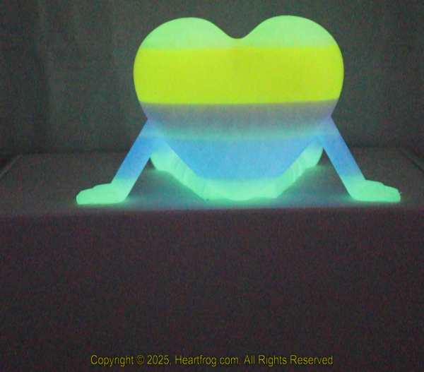 Glow In The Dark Fluorescent Yellow Green, DOB: 12/27/2024 Size: 150mm - Image 4