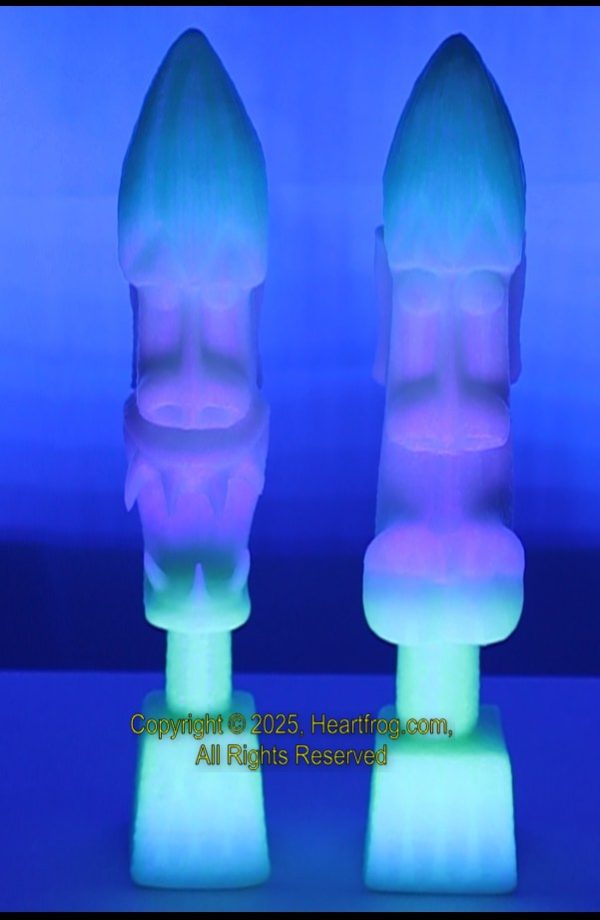 African/Kenyan Replica 1972 Statues (pair), Glow In The Dark - Image 3