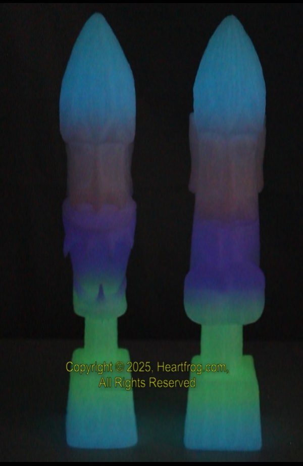 African/Kenyan Replica 1972 Statues (pair), Glow In The Dark - Image 4