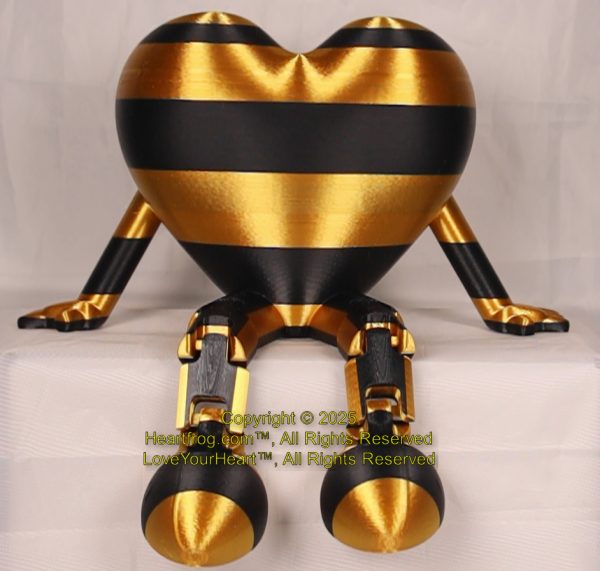 Gold & Black, pretty and shiny, Bling your HUGE Heartfrog, Jewelry, a hanging ornament and sit it on display when "not in use". Always a smile, Size: 235mm - Image 2
