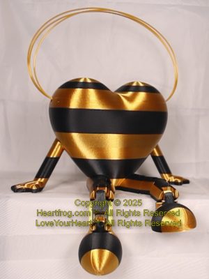 Gold & Black, pretty and shiny, Bling your HUGE Heartfrog, Jewelry, a hanging ornament and sit it on display when "not in use". Always a smile, Size: 235mm