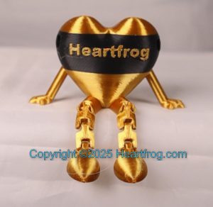 Small Heartfrog, Bling or ornament, or sit it on display when "not in use". Always a smile. Size: 73mm