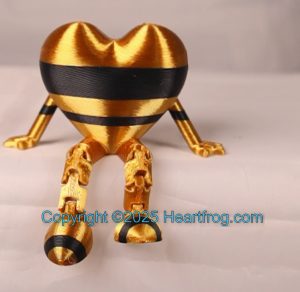 Wearing a Heartfrog as Bling is unique, Jewelry, a hanging ornament and sit it on display when "not in use". Always a smile. Size: 73mm