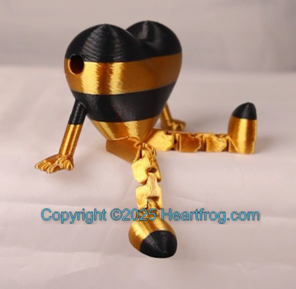 Your small Heartfrog, great as Bling or a hanging ornament and sit it on display when "not in use". Always a smile. Size: 73mm - Image 2
