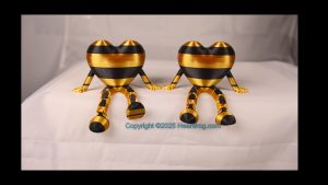 Small Heartfrog, great as Bling, Family Set (2) - Twins, Jewelry, a hanging ornament and sit it on display when "not in use". Always a smile. Size: 73mm