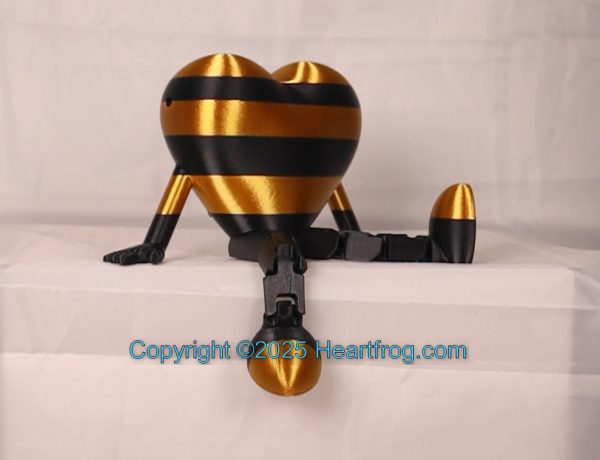 Shiny Black & Gold, Bling your Heartfrog, Jewelry, a hanging ornament and sit it on display when "not in use". Always a smile. Size: 150mm - Image 2