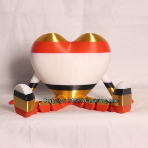Gold Black Red White team colors, can be hung as Bling or hanging ornament and like all Heartfrogs, it's great at just sitting around and looking cute. Size: 150mm, - Image 3