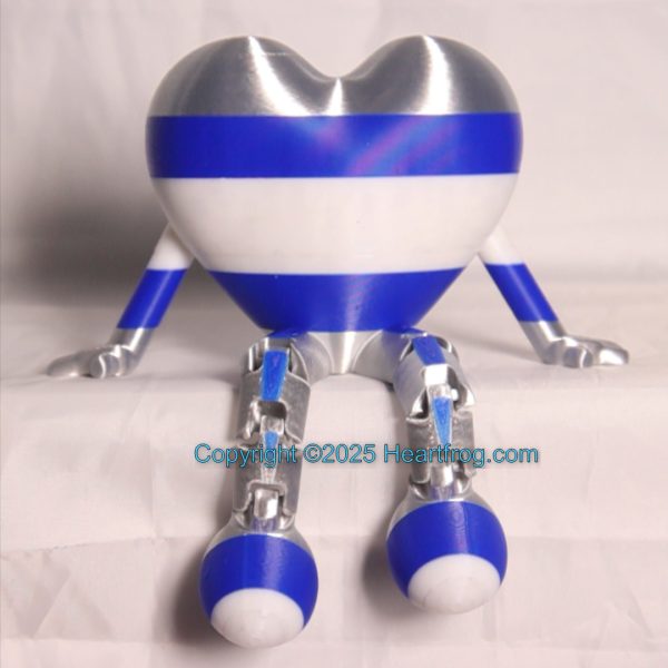 Silver Blue White team colors, can be hung as Bling or hanging ornament and like all Heartfrogs, it's great at just sitting around and looking cute. Size: 150mm,